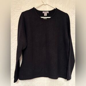 Eddie Bauer Women's Large Black Lambs Wool and Angora L/S Pullover Sweater NWT